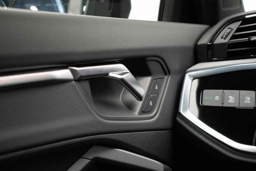 Audi Q3 Sportback 45 TFSI quattro S Edition |Pano|3xS-Line|Ambient|Elek.Stoelen|Dodehoek|