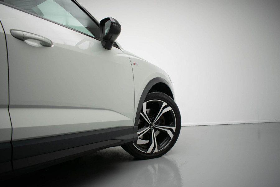 Audi Q3 Sportback 45 TFSI quattro S Edition |Pano|3xS-Line|Ambient|Elek.Stoelen|Dodehoek|