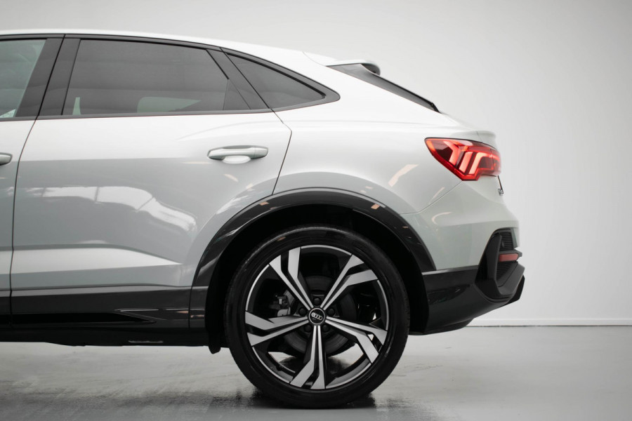 Audi Q3 Sportback 45 TFSI quattro S Edition |Pano|3xS-Line|Ambient|Elek.Stoelen|Dodehoek|