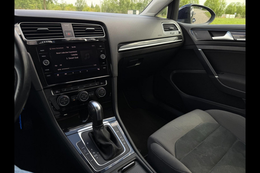 Volkswagen GOLF Variant 1.5 TSI Highline