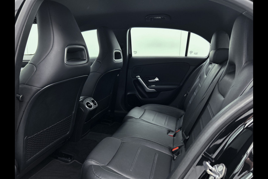 Mercedes-Benz A-Klasse 160 Advantage | Lichtmetalen velgen | Navigatie | Parking support | Inclusief 24 maanden MB Certified garantie voor Europa.
