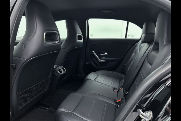 Mercedes-Benz A-Klasse 160 Advantage | Lichtmetalen velgen | Navigatie | Parking support | Inclusief 24 maanden MB Certified garantie voor Europa.