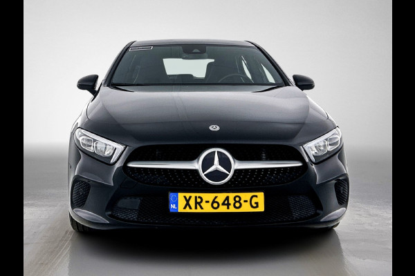Mercedes-Benz A-Klasse 160 Advantage | Lichtmetalen velgen | Navigatie | Parking support | Inclusief 24 maanden MB Certified garantie voor Europa.