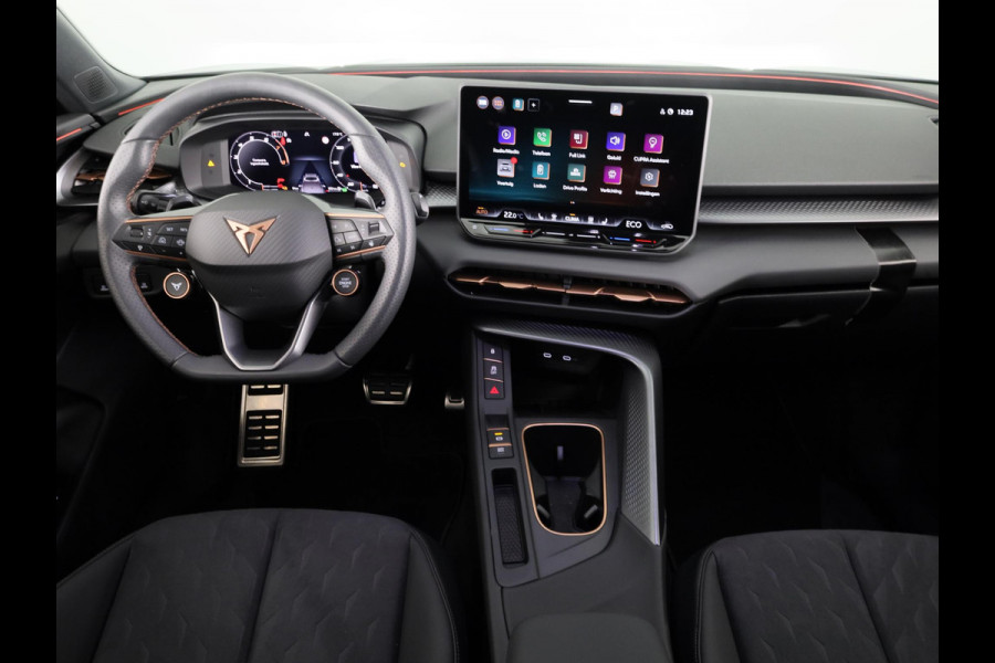 CUPRA Terramar 1.5 TSI e-Hybrid Business 204 pk Automaat (DSG) | Verlengde garantie | Elektr. voorstoelen | Elektr. trekhaak | Achteruitrijcamera | Stoelverwarming | Adaptive cruise control | Navi | 20 inch