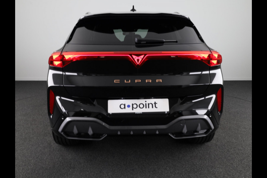 CUPRA Terramar 1.5 TSI e-Hybrid Business 204 pk Automaat (DSG) | Verlengde garantie | Elektr. voorstoelen | Elektr. trekhaak | Achteruitrijcamera | Stoelverwarming | Adaptive cruise control | Navi | 20 inch