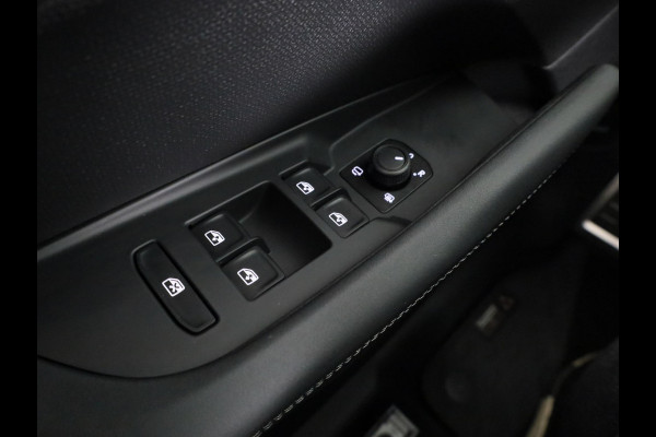CUPRA Terramar 1.5 TSI e-Hybrid Business 204 pk Automaat (DSG) | Verlengde garantie | Elektr. voorstoelen | Elektr. trekhaak | Achteruitrijcamera | Stoelverwarming | Adaptive cruise control | Navi | 20 inch