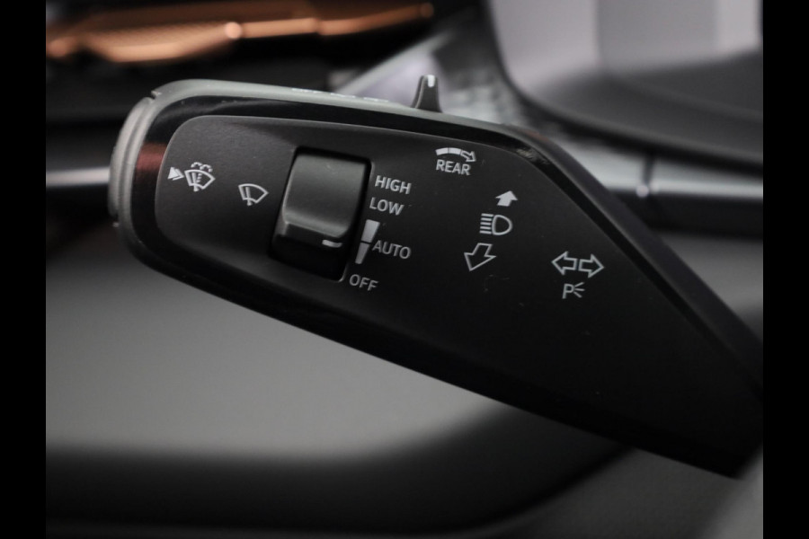 CUPRA Terramar 1.5 TSI e-Hybrid Business 204 pk Automaat (DSG) | Verlengde garantie | Elektr. voorstoelen | Elektr. trekhaak | Achteruitrijcamera | Stoelverwarming | Adaptive cruise control | Navi | 20 inch