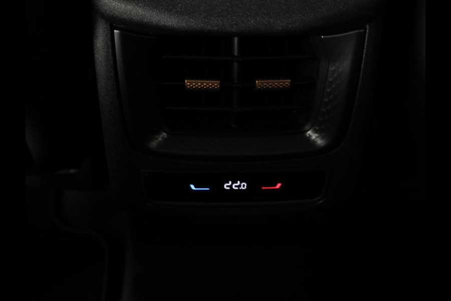 CUPRA Terramar 1.5 TSI e-Hybrid Business 204 pk Automaat (DSG) | Verlengde garantie | Elektr. voorstoelen | Elektr. trekhaak | Achteruitrijcamera | Stoelverwarming | Adaptive cruise control | Navi | 20 inch