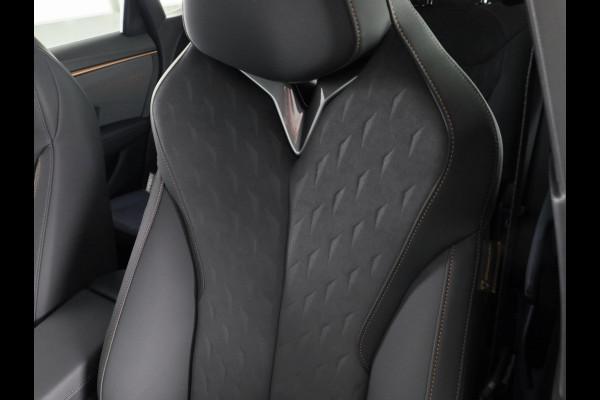 CUPRA Terramar 1.5 TSI e-Hybrid Business 204 pk Automaat (DSG) | Verlengde garantie | Elektr. voorstoelen | Elektr. trekhaak | Achteruitrijcamera | Stoelverwarming | Adaptive cruise control | Navi | 20 inch