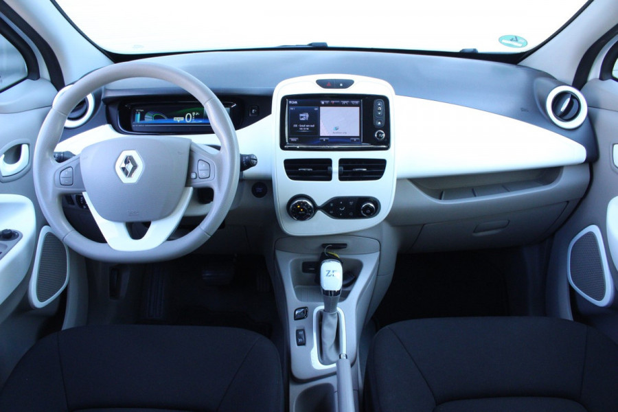 Renault ZOE R90 Life 41 kWh R-Link NAVI BT CLIMA LMV '17 huuraccu