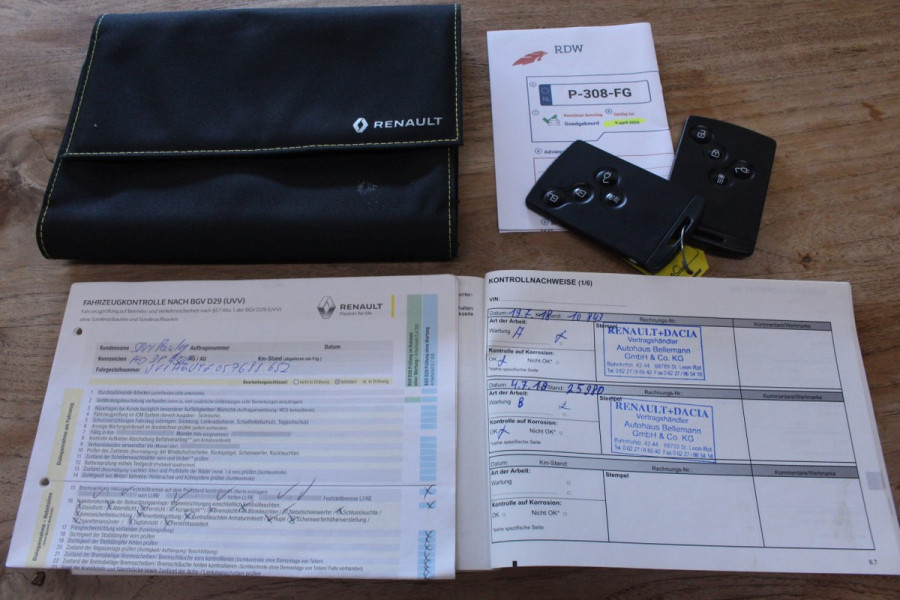 Renault ZOE R90 Life 41 kWh R-Link NAVI BT CLIMA LMV '17 huuraccu