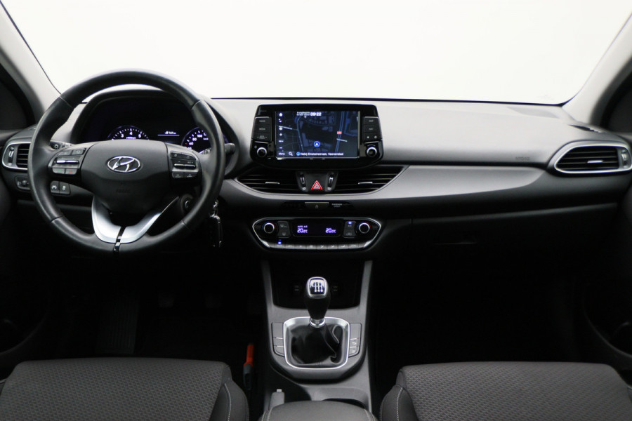 Hyundai i30 Wagon 1.4 T-GDI Comfort Camera, Apple Carplay, Lane Assist, DAB, Navigatie, Afn. Trekhaak