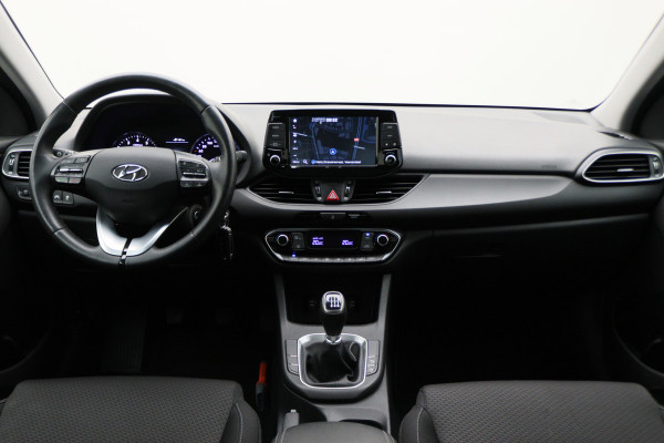 Hyundai i30 Wagon 1.4 T-GDI Comfort Camera, Apple Carplay, Lane Assist, DAB, Navigatie, Afn. Trekhaak