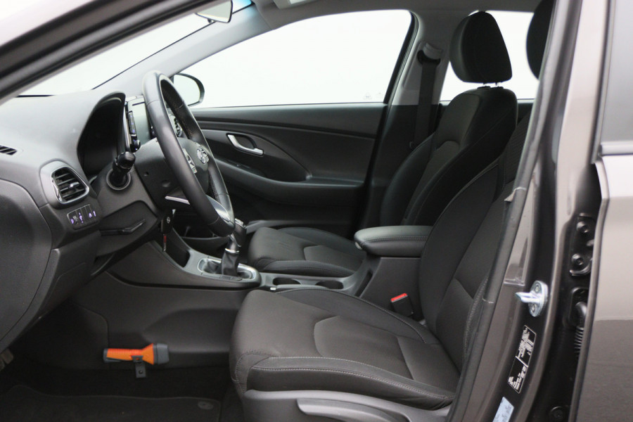Hyundai i30 Wagon 1.4 T-GDI Comfort Camera, Apple Carplay, Lane Assist, DAB, Navigatie, Afn. Trekhaak