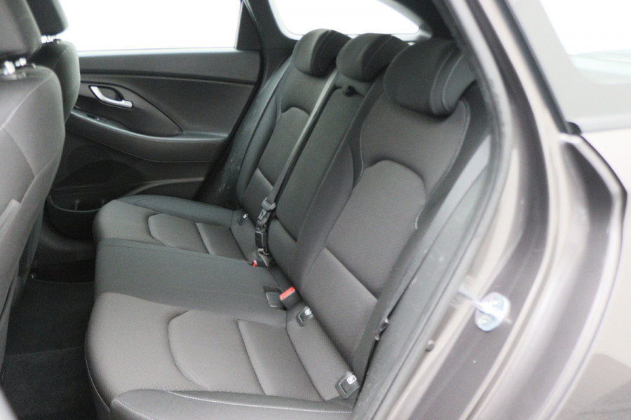 Hyundai i30 Wagon 1.4 T-GDI Comfort Camera, Apple Carplay, Lane Assist, DAB, Navigatie, Afn. Trekhaak