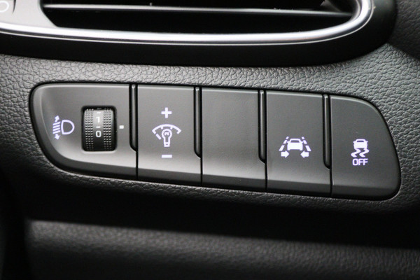 Hyundai i30 Wagon 1.4 T-GDI Comfort Camera, Apple Carplay, Lane Assist, DAB, Navigatie, Afn. Trekhaak