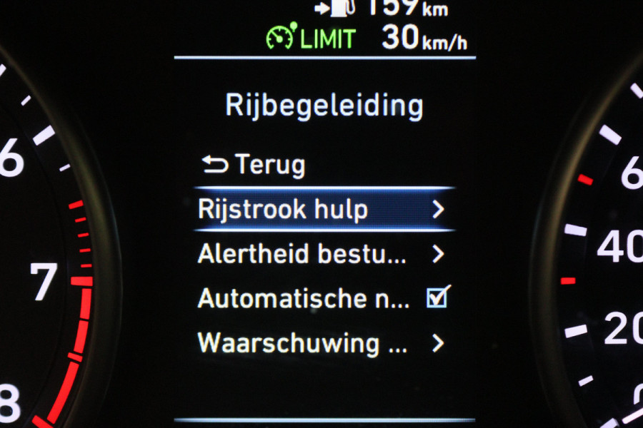 Hyundai i30 Wagon 1.4 T-GDI Comfort Camera, Apple Carplay, Lane Assist, DAB, Navigatie, Afn. Trekhaak
