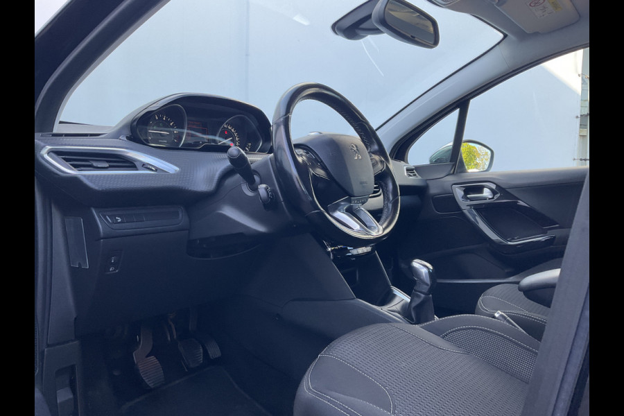 Peugeot 208 1.2 PureTech Blue Lease Executive Trekhaak Nav Pdc Carplay Voll.Onderhouden!
