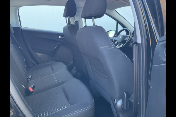 Peugeot 208 1.2 PureTech Blue Lease Executive Trekhaak Nav Pdc Carplay Voll.Onderhouden!