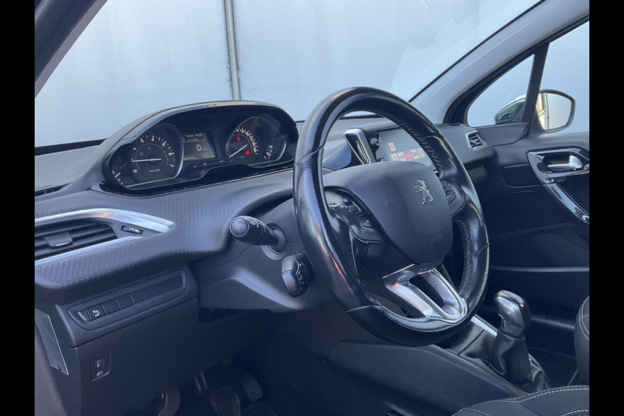 Peugeot 208 1.2 PureTech Blue Lease Executive Trekhaak Nav Pdc Carplay Voll.Onderhouden!