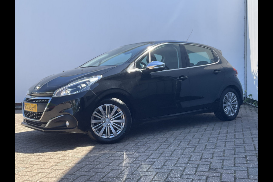 Peugeot 208 1.2 PureTech Blue Lease Executive Trekhaak Nav Pdc Carplay Voll.Onderhouden!