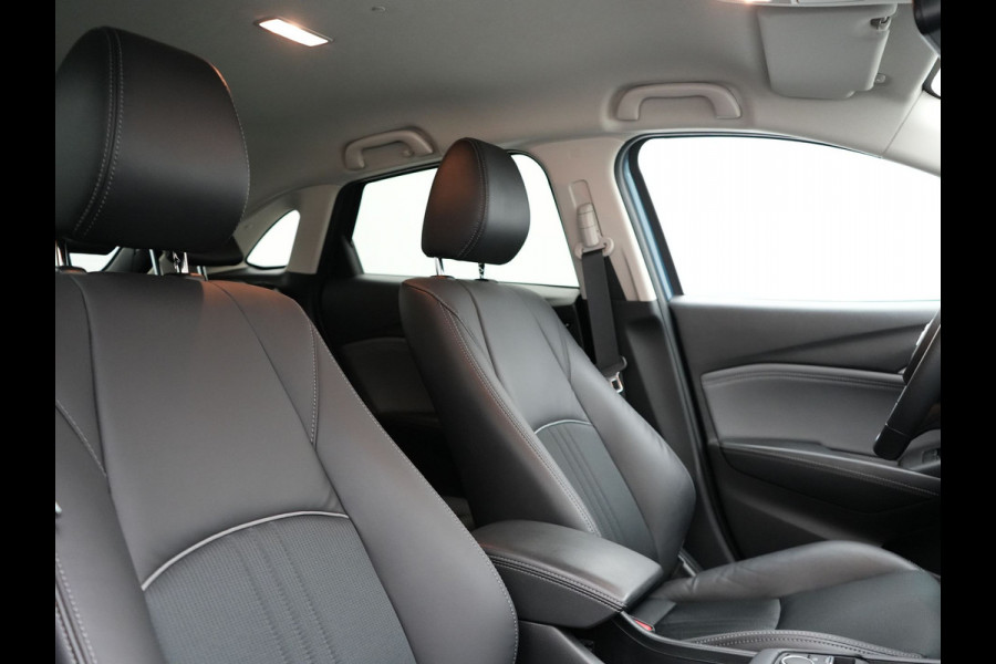 Mazda CX-3 2.0 SkyActiv-G 121 Luxury Automaat | Sportstoelen Verwarmd | Head Up | Carplay | Navigatie | Camera | DAB | L.M. 18" |