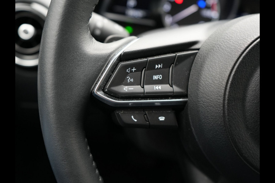 Mazda CX-3 2.0 SkyActiv-G 121 Luxury Automaat | Sportstoelen Verwarmd | Head Up | Carplay | Navigatie | Camera | DAB | L.M. 18" |