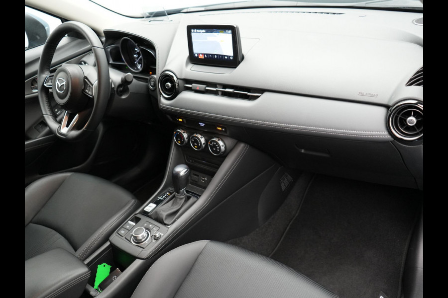 Mazda CX-3 2.0 SkyActiv-G 121 Luxury Automaat | Sportstoelen Verwarmd | Head Up | Carplay | Navigatie | Camera | DAB | L.M. 18" |