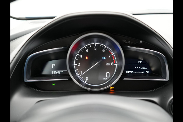 Mazda CX-3 2.0 SkyActiv-G 121 Luxury Automaat | Sportstoelen Verwarmd | Head Up | Carplay | Navigatie | Camera | DAB | L.M. 18" |