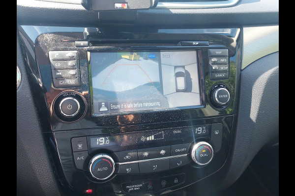 Nissan QASHQAI 1.2 N-Connecta Design pack