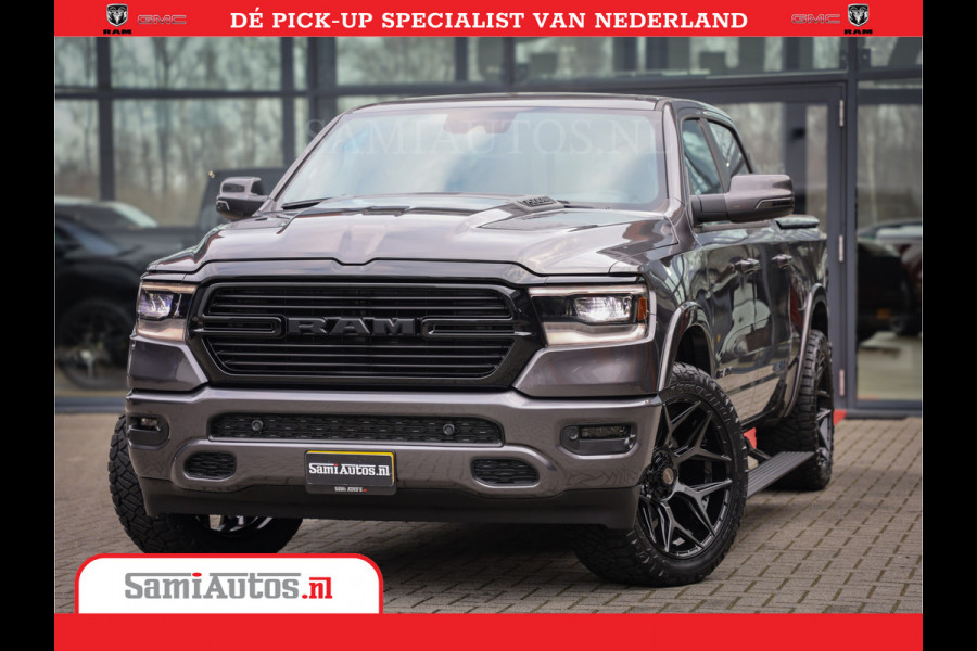 Dodge Ram 1500 Laramie Night 5,7 V8 402PK | Krachtige Hemi | Zeer Rijk Uitgevoerd | Comfortabele Dubbele Cabine met Royale 5 Zitplaatsen | BPM vrij | Nu Leverbaar uit Voorraad | Voorraad Nr 2371 - 2297