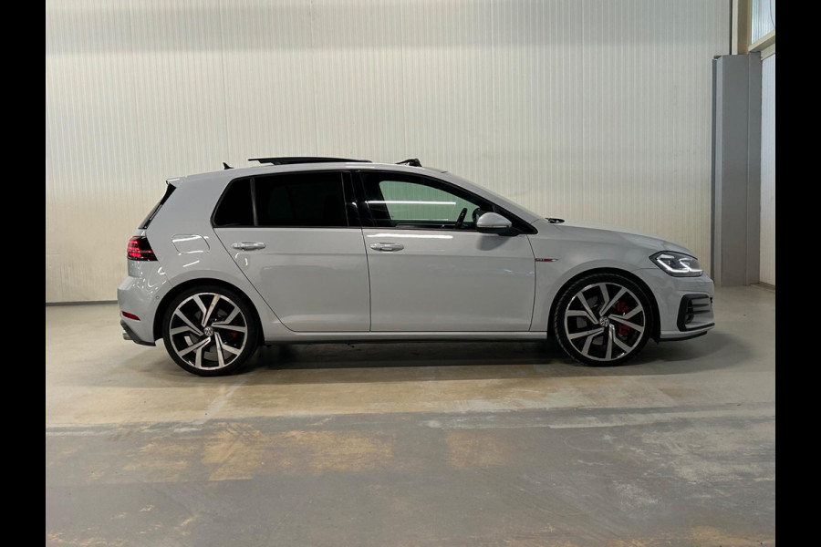 Volkswagen Golf 2.0 TSI GTI Performance Business | PANO | DYNAUDIO | VOL! | SILVERWHITE