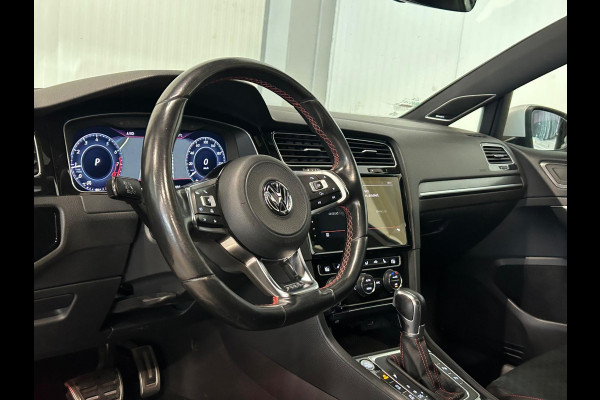 Volkswagen Golf 2.0 TSI GTI Performance Business | PANO | DYNAUDIO | VOL! | SILVERWHITE