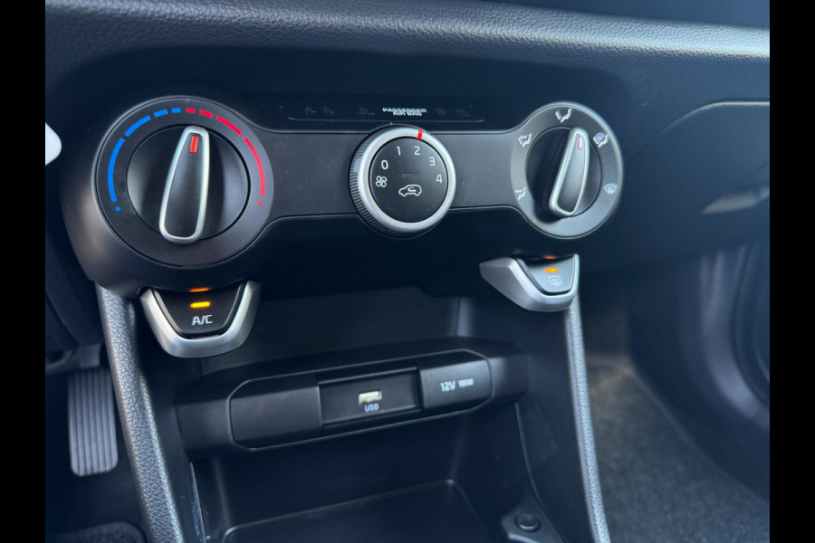 Kia Picanto 1.0 DPi DynamicLine STUUR&STOELVERW. / CAMERA / CARPLAY / WEINIG KM'S