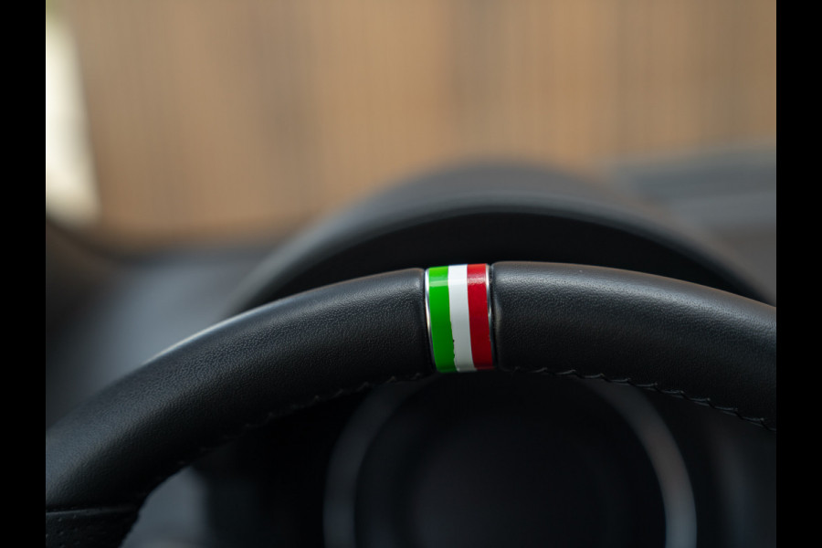 Abarth 595 ScorpioneOro 165pk | Automaat | 1 of 2000 | Uniek! | Beats | CarPlay | Monza
