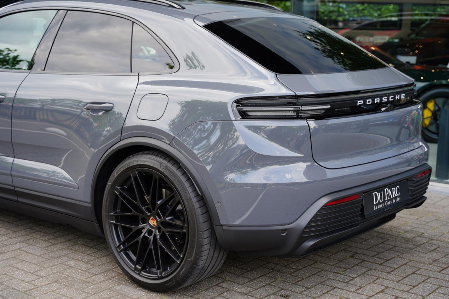 Porsche Macan 4 Voll. Beige 22 Inch Luchtvering Bijrijderdisplay