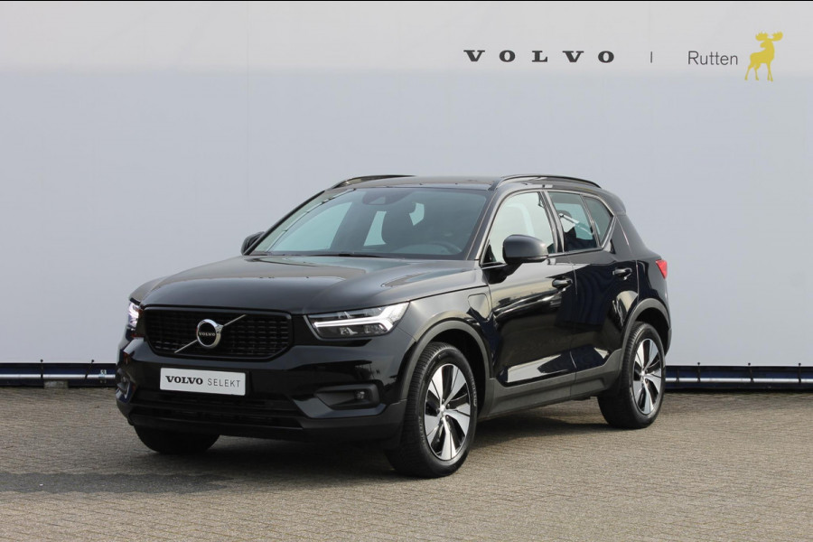 Volvo XC40 T4 211pk Automaat Recharge R-Design Expression Navigatie / Standkachel / 18" lichtmetalen velgen / Cruise Control / Climate Control / Keyless Entry /