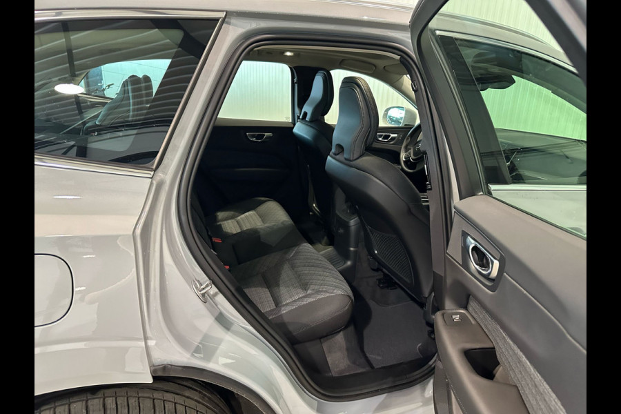 Volvo XC60 T6 Aut. Essential Bright Parkeercamera Cruise Control 405pk