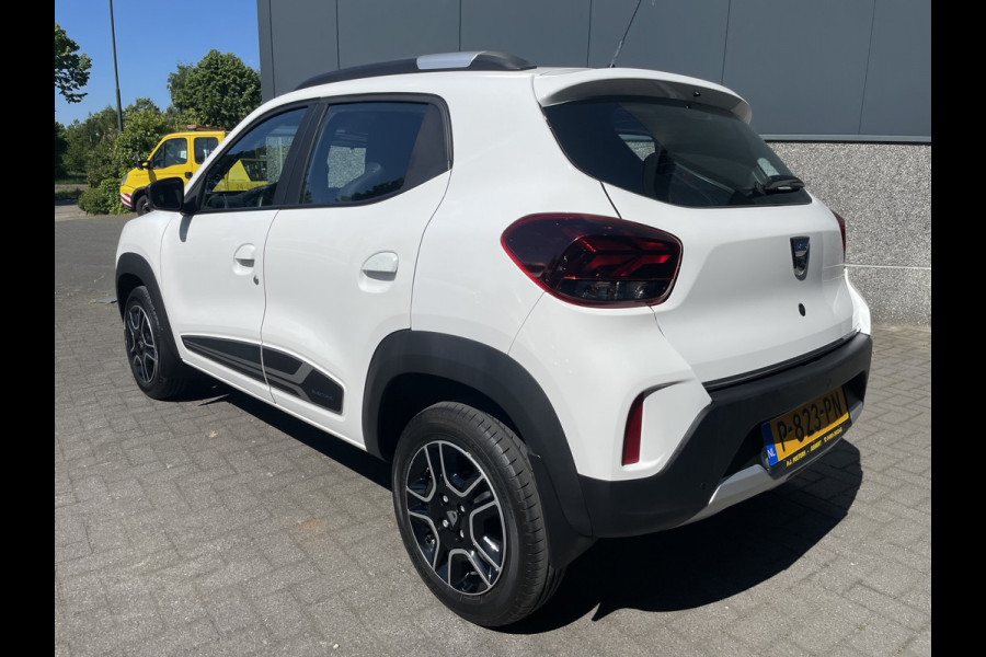 Dacia Spring Comfort Plus (Orange Pack) 27 kWh Mistlampen - Achteruitrijcamera - Airco - Navigatie - Cruise control - Parkeersensoren achter - Dakrails