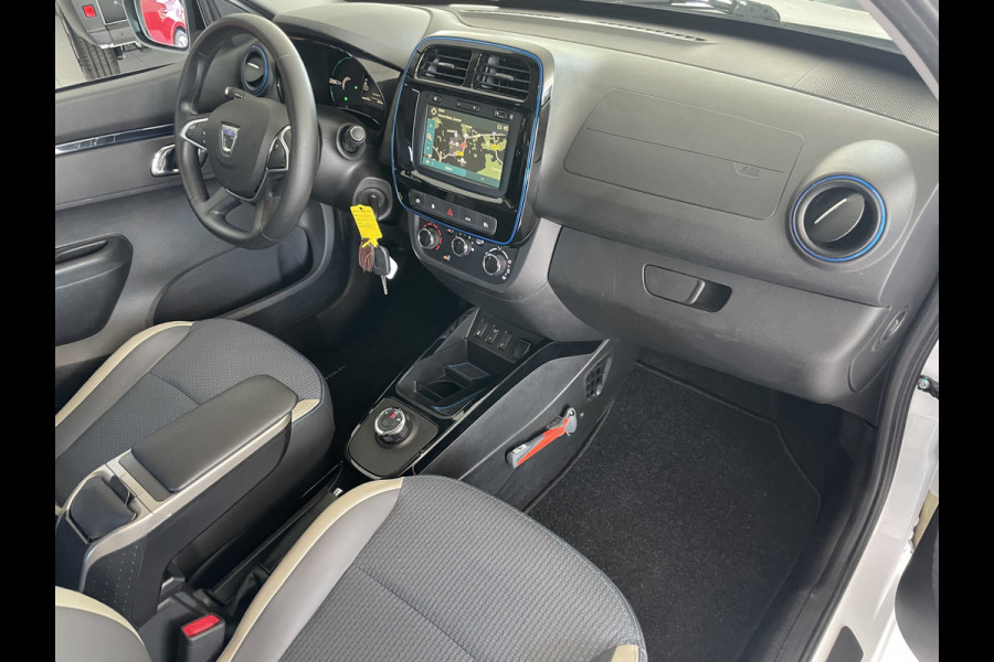 Dacia Spring Comfort Plus (Orange Pack) 27 kWh Mistlampen - Achteruitrijcamera - Airco - Navigatie - Cruise control - Parkeersensoren achter - Dakrails