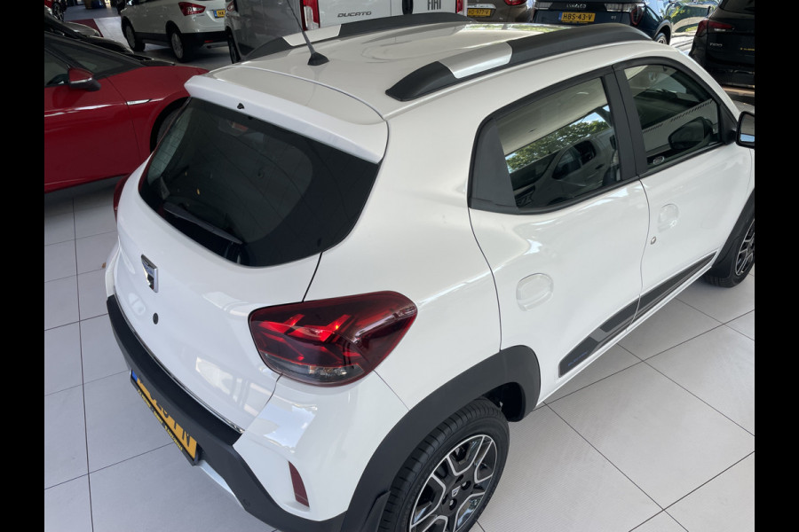 Dacia Spring Comfort Plus (Orange Pack) 27 kWh Mistlampen - Achteruitrijcamera - Airco - Navigatie - Cruise control - Parkeersensoren achter - Dakrails