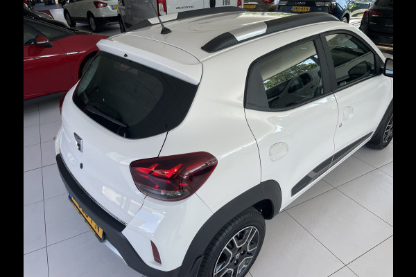 Dacia Spring Comfort Plus (Orange Pack) 27 kWh Mistlampen - Achteruitrijcamera - Airco - Navigatie - Cruise control - Parkeersensoren achter - Dakrails