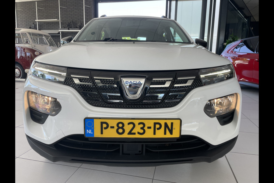 Dacia Spring Comfort Plus (Orange Pack) 27 kWh Mistlampen - Achteruitrijcamera - Airco - Navigatie - Cruise control - Parkeersensoren achter - Dakrails