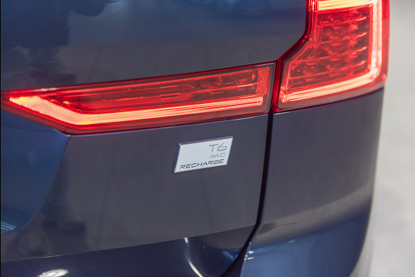 Volvo XC60 T6 Aut. Inscription Long Range Leder Panoramadak 405pk