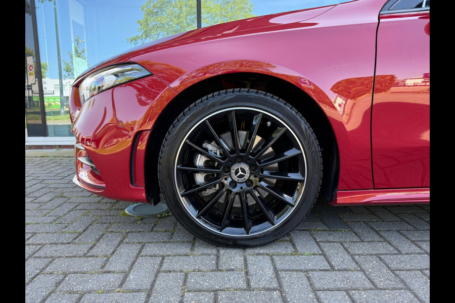 Mercedes-Benz A-Klasse 250 e AMG Line - Automaat - Navi - Schuif/Panodak - Leder - Widescreen