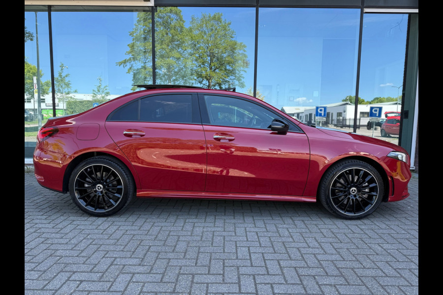 Mercedes-Benz A-Klasse 250 e AMG Line - Automaat - Navi - Schuif/Panodak - Leder - Widescreen