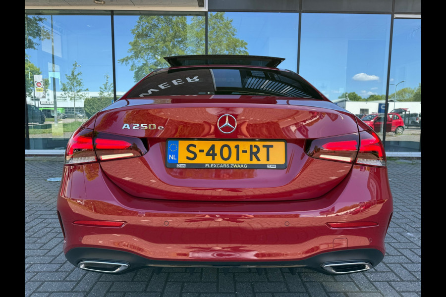 Mercedes-Benz A-Klasse 250 e AMG Line - Automaat - Navi - Schuif/Panodak - Leder - Widescreen