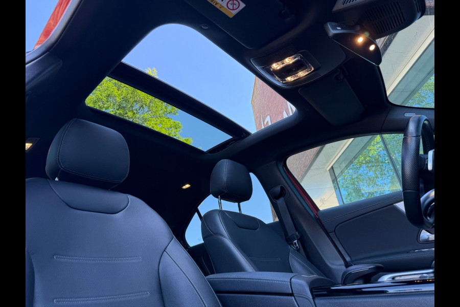 Mercedes-Benz A-Klasse 250 e AMG Line - Automaat - Navi - Schuif/Panodak - Leder - Widescreen