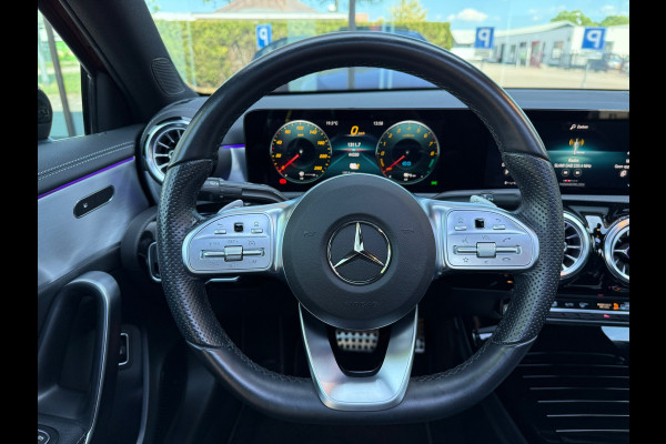 Mercedes-Benz A-Klasse 250 e AMG Line - Automaat - Navi - Schuif/Panodak - Leder - Widescreen