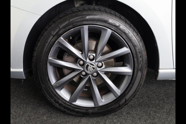 Škoda Fabia Combi 1.0 Business Edition 75 pk | Navigatie | Parkeersensoren achter | Autom. airco | Stoelverwarming | Apple Carplay/Android Auto |